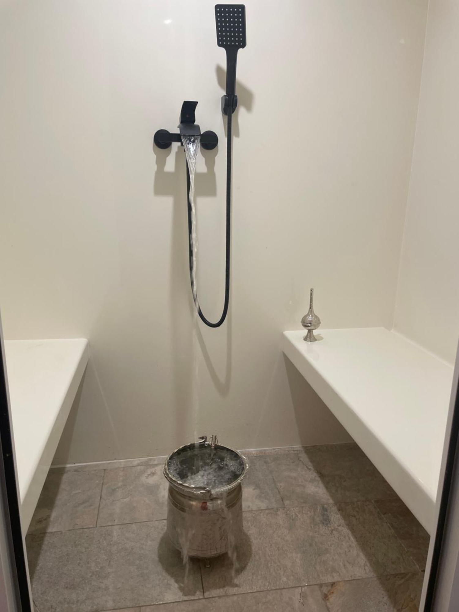 Houdarling Chalet Et Spa Hammam Jacuzzi Et Sauna Nîmes Zewnętrze zdjęcie