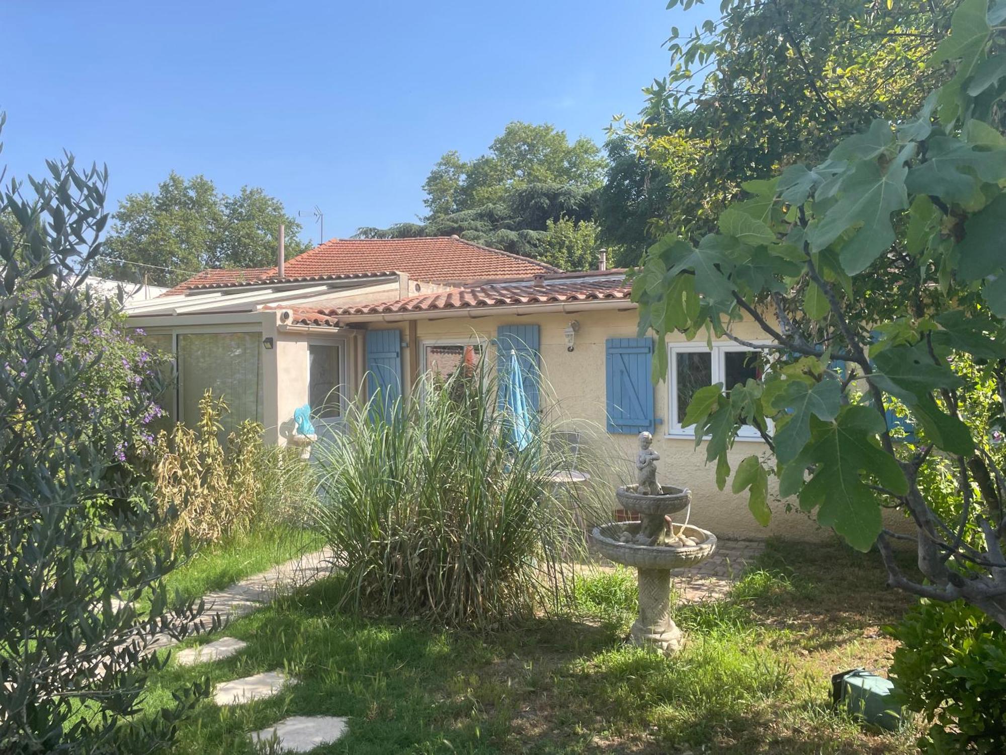 Houdarling Chalet Et Spa Hammam Jacuzzi Et Sauna Nîmes Zewnętrze zdjęcie